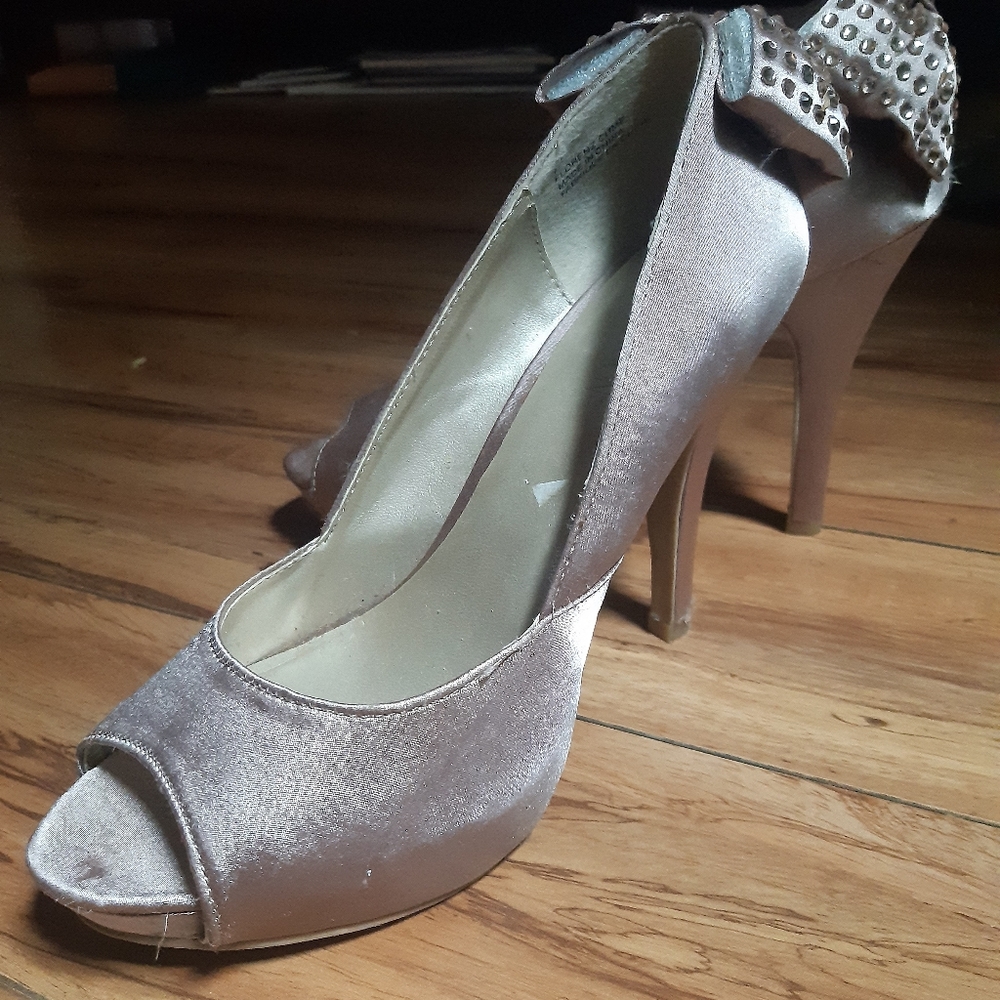 Heels - Picture 2 of 5